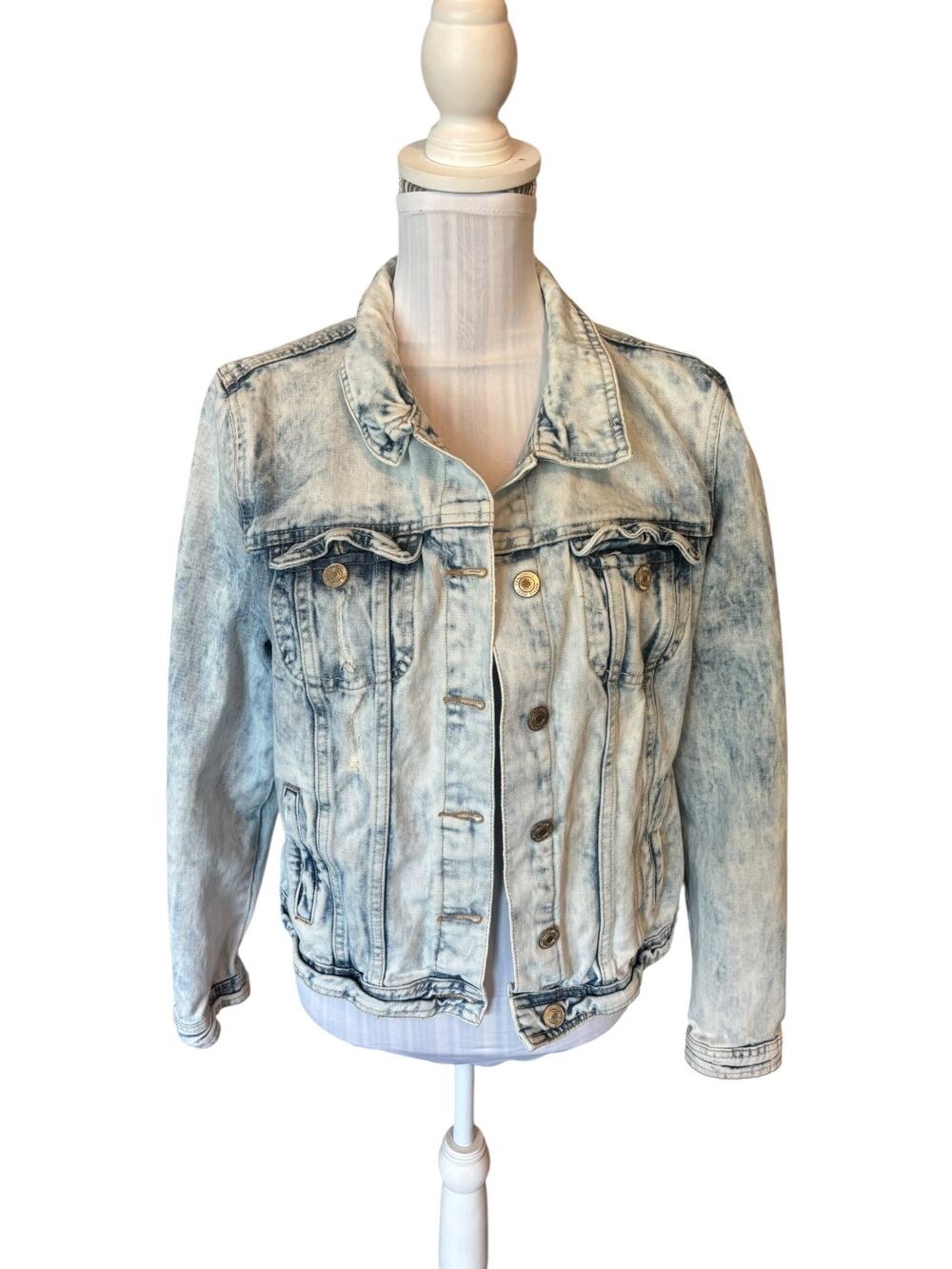 Denim & Co Denim White Washed Jean Jacket Size 12